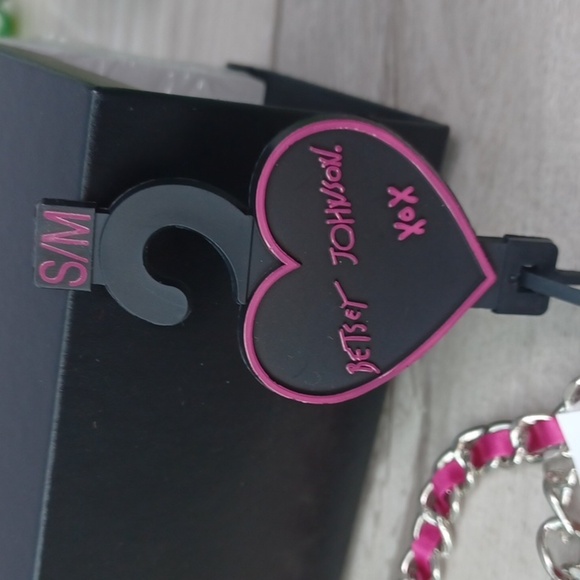Betsey Johnson Chain Belt S/M  NWT - Picture 3 of 6